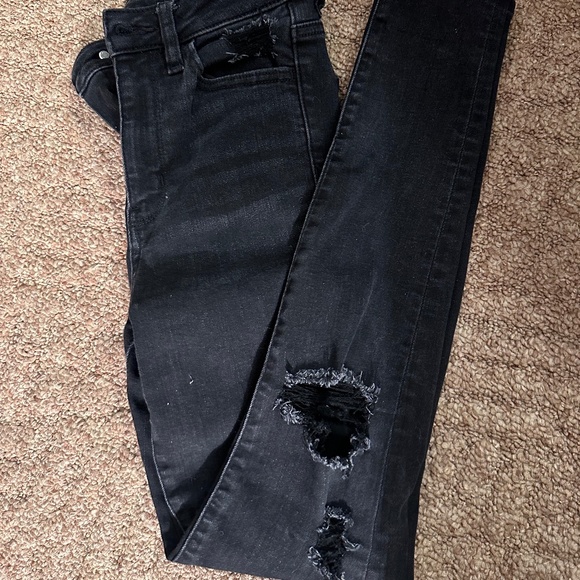 American Eagle Black Skinny Jeans - Picture 1 of 3
